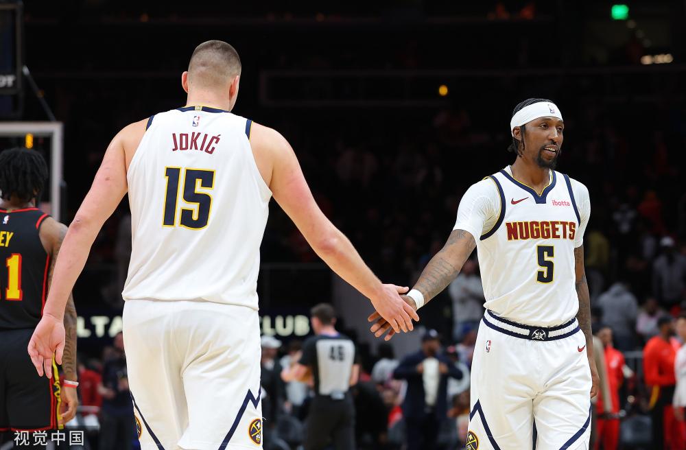 根据罗马诺 根据罗马诺